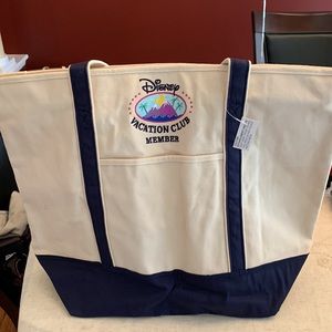 Disney vacation club large  tote BNWT